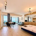 Mira In Infinity - Parking Mamaia