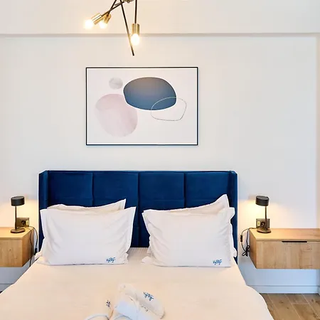 Mira In Infinity - Parking アパート