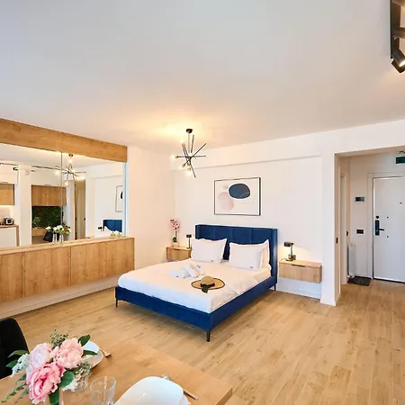 Mira In Infinity - Parking Apartment Mamaia